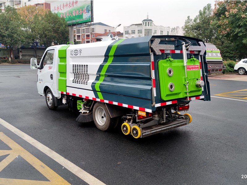 3方洗扫车右后45度图片